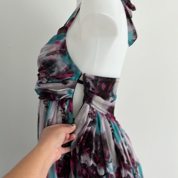 100% Silk Watercolour halter cutout dress - Picture 4 of 8